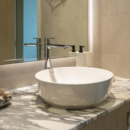 Magical Apartment With Rooftop Pool & Burj Khalifa View Dubai Buitenkant foto