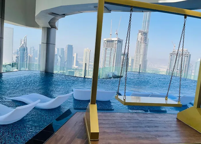 Magical Apartment With Rooftop Pool & Burj Khalifa View